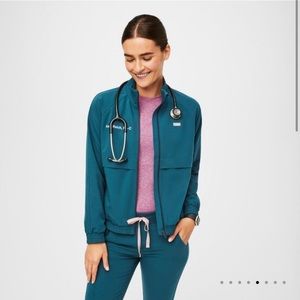 Figs Women Sydney Scrub Jacket
